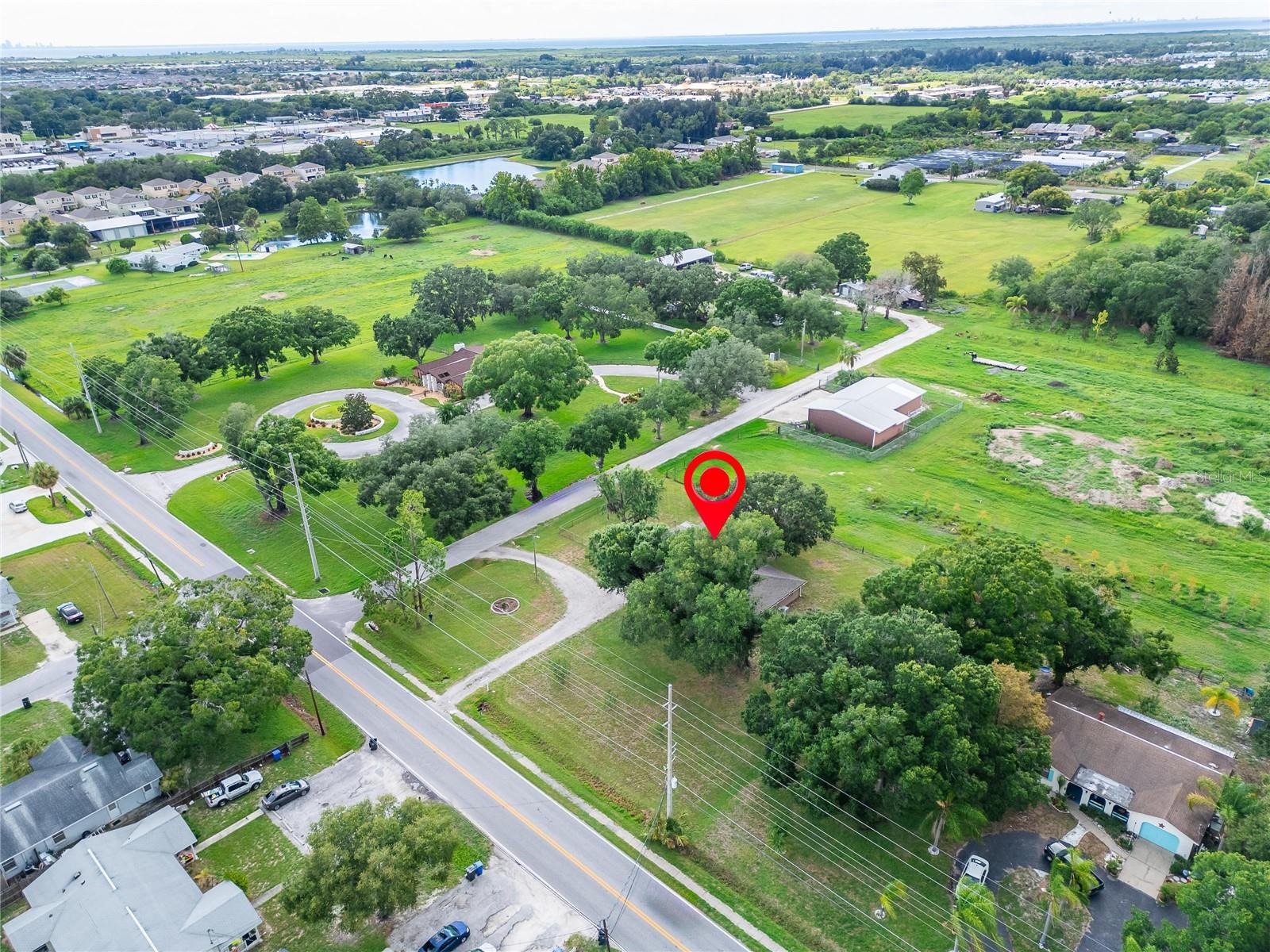 602 E SHELL POINT RD, RUSKIN, FL, 33570