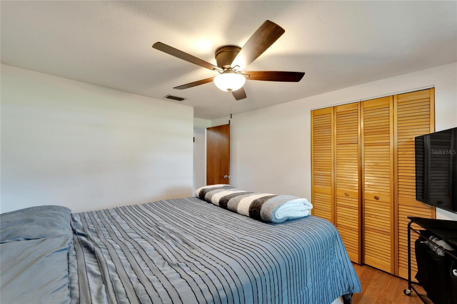 602 E SHELL POINT RD, RUSKIN, FL, 33570