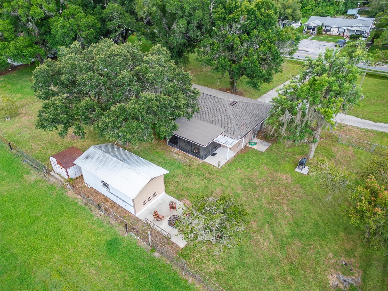 602 E SHELL POINT RD, RUSKIN, FL, 33570