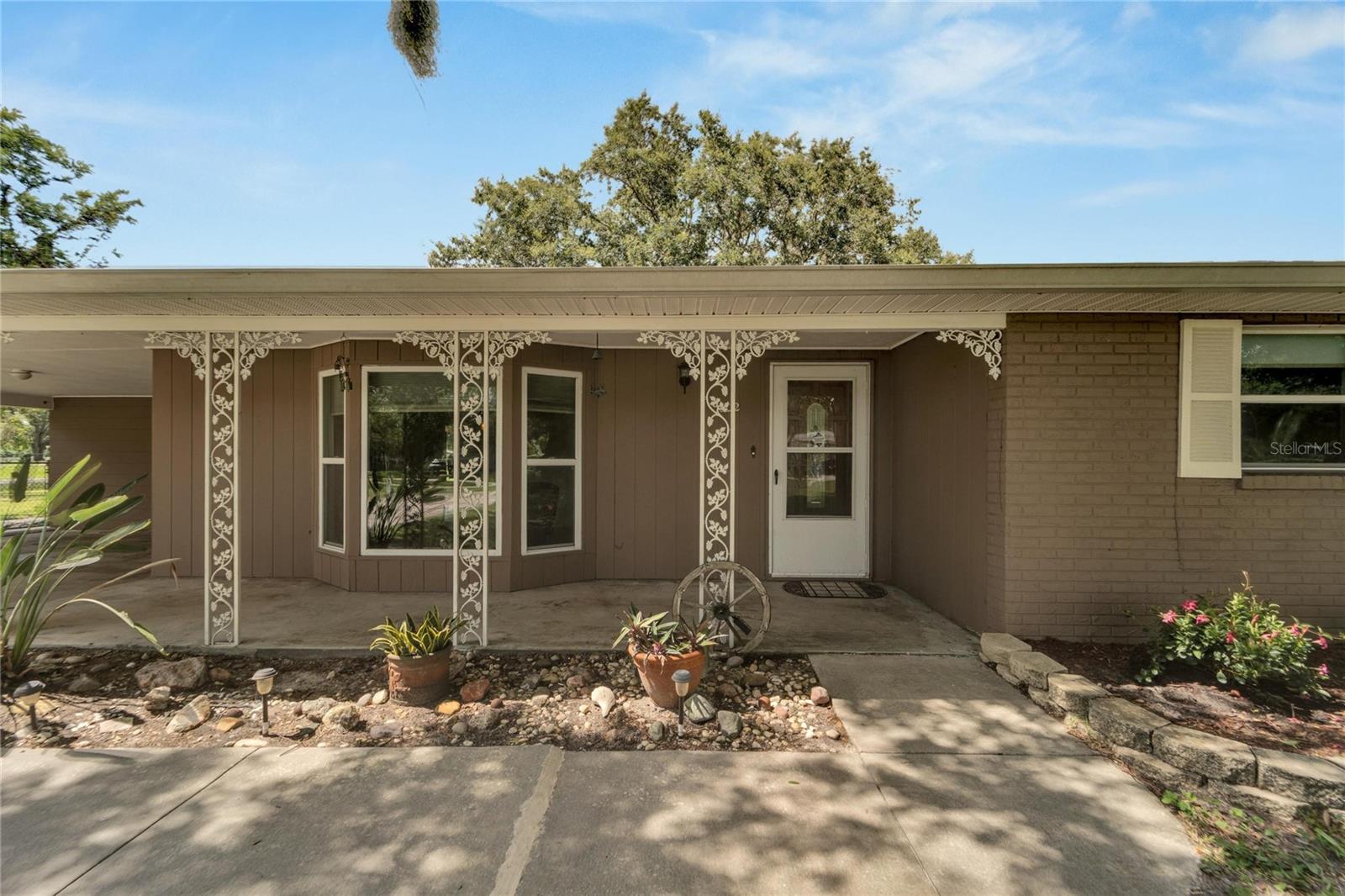 602 E SHELL POINT RD, RUSKIN, FL, 33570