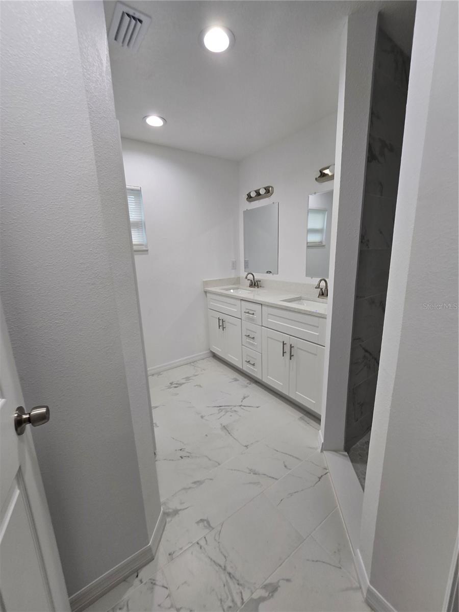 710 E ALABAMA ST, PLANT CITY, FL, 33563