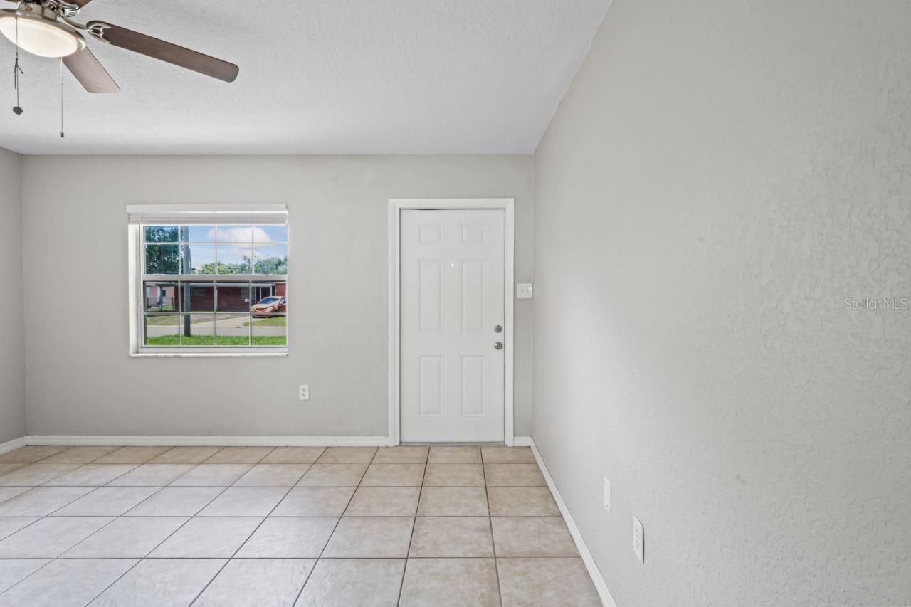 861 88TH AVE N, ST PETERSBURG, FL, 33702