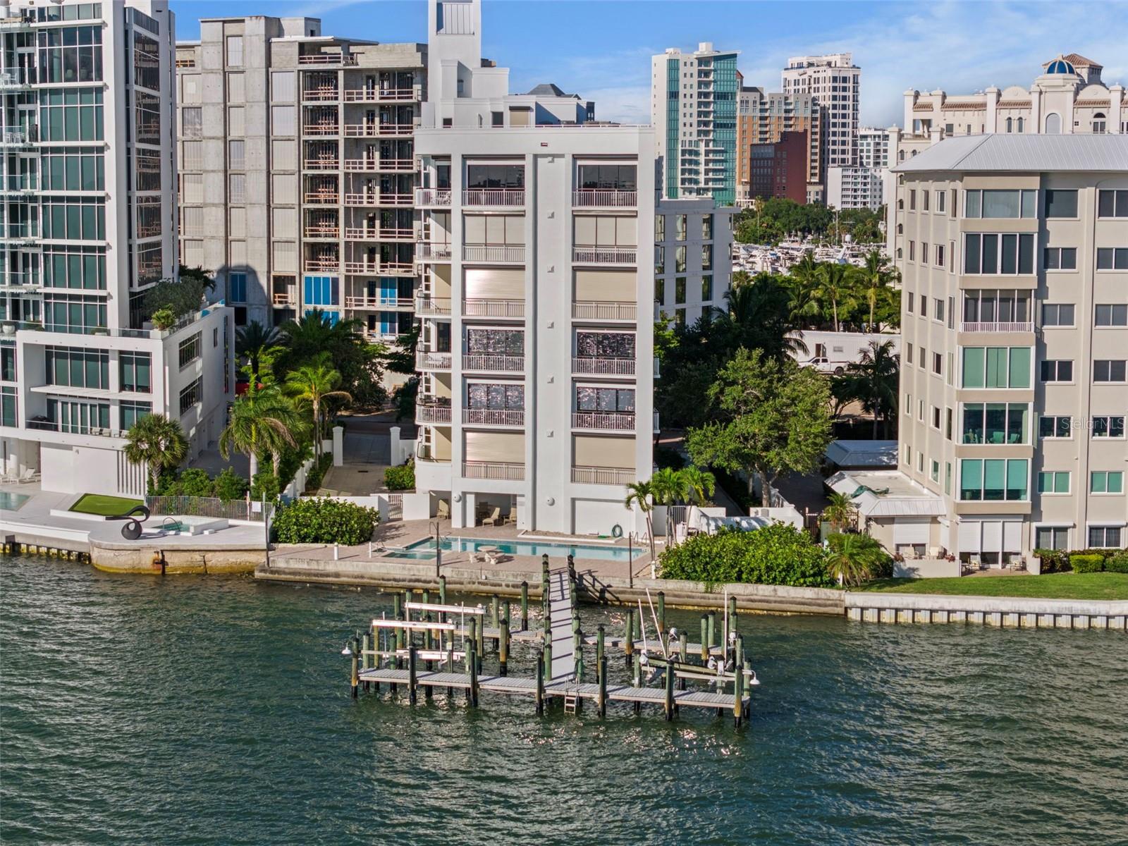 306 GOLDEN GATE PT #7, SARASOTA, FL, 34236