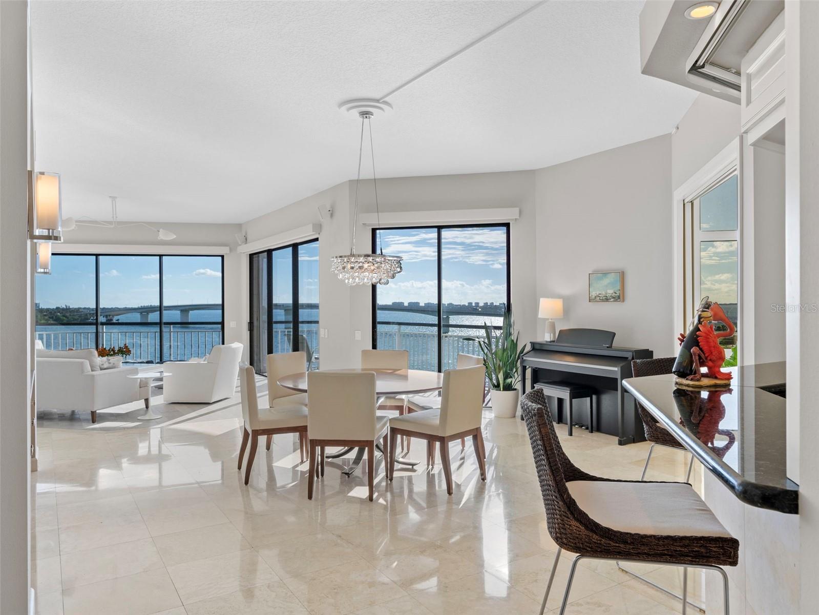 306 GOLDEN GATE PT #7, SARASOTA, FL, 34236