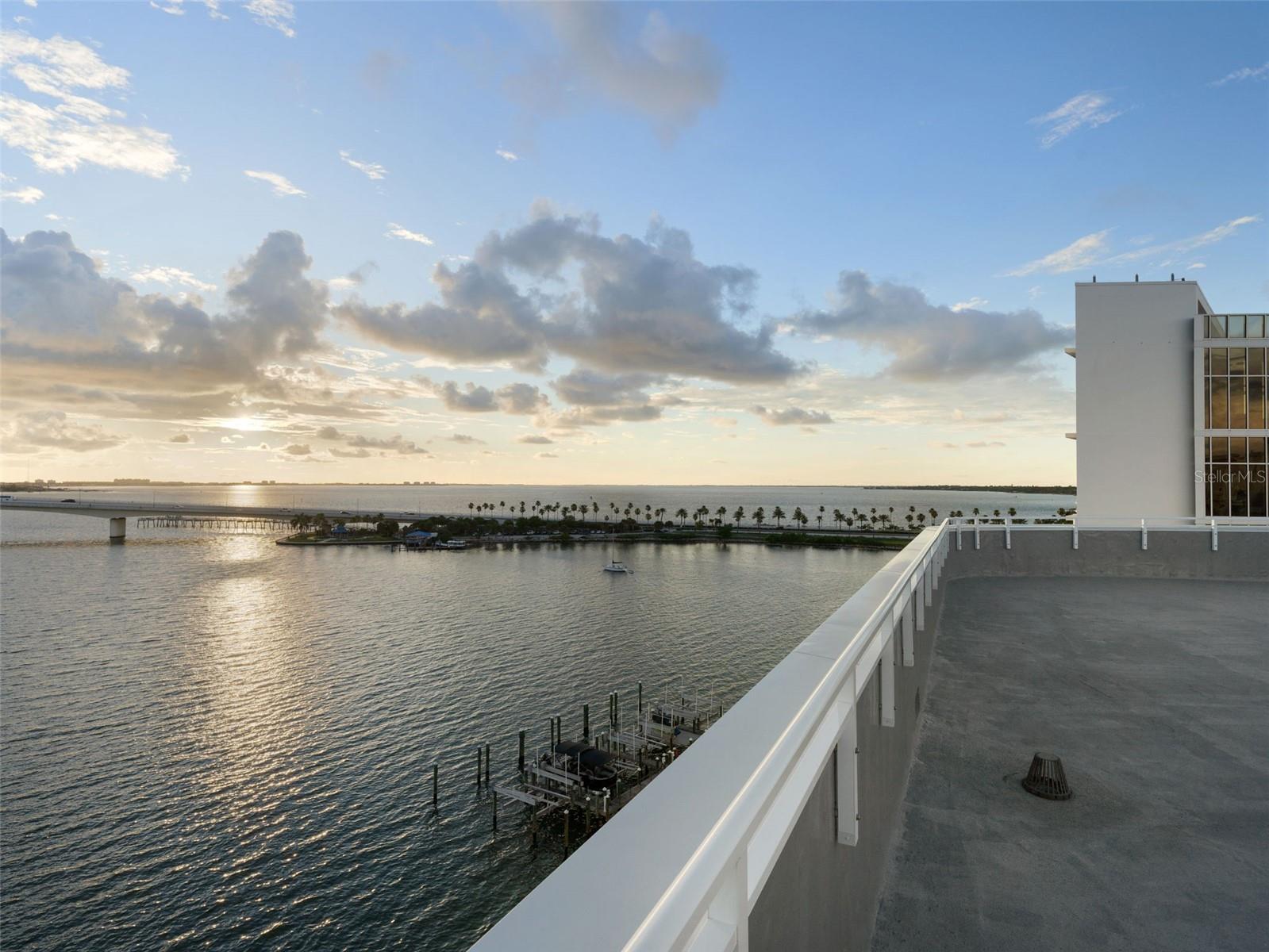 306 GOLDEN GATE PT #7, SARASOTA, FL, 34236