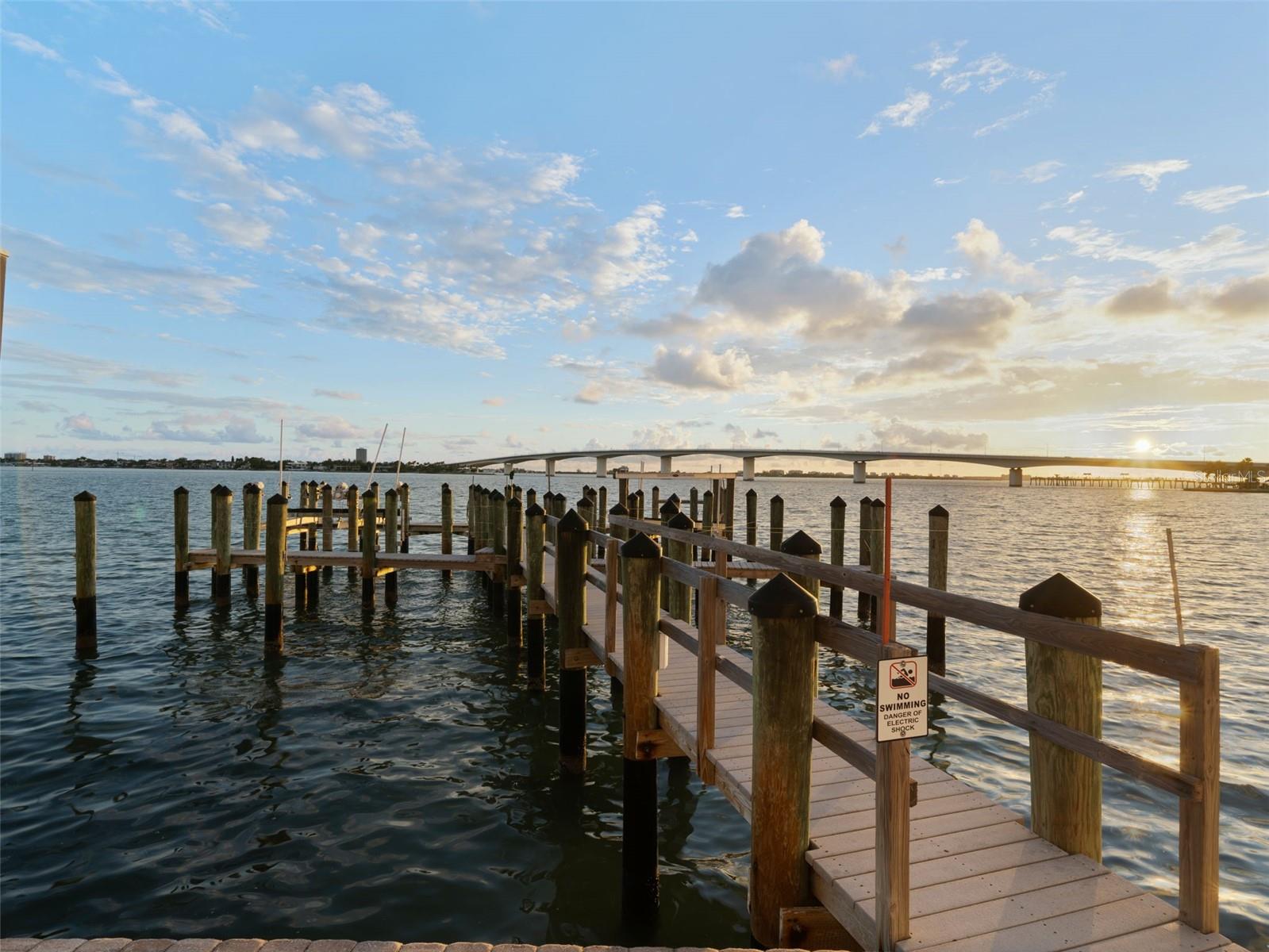 306 GOLDEN GATE PT #7, SARASOTA, FL, 34236