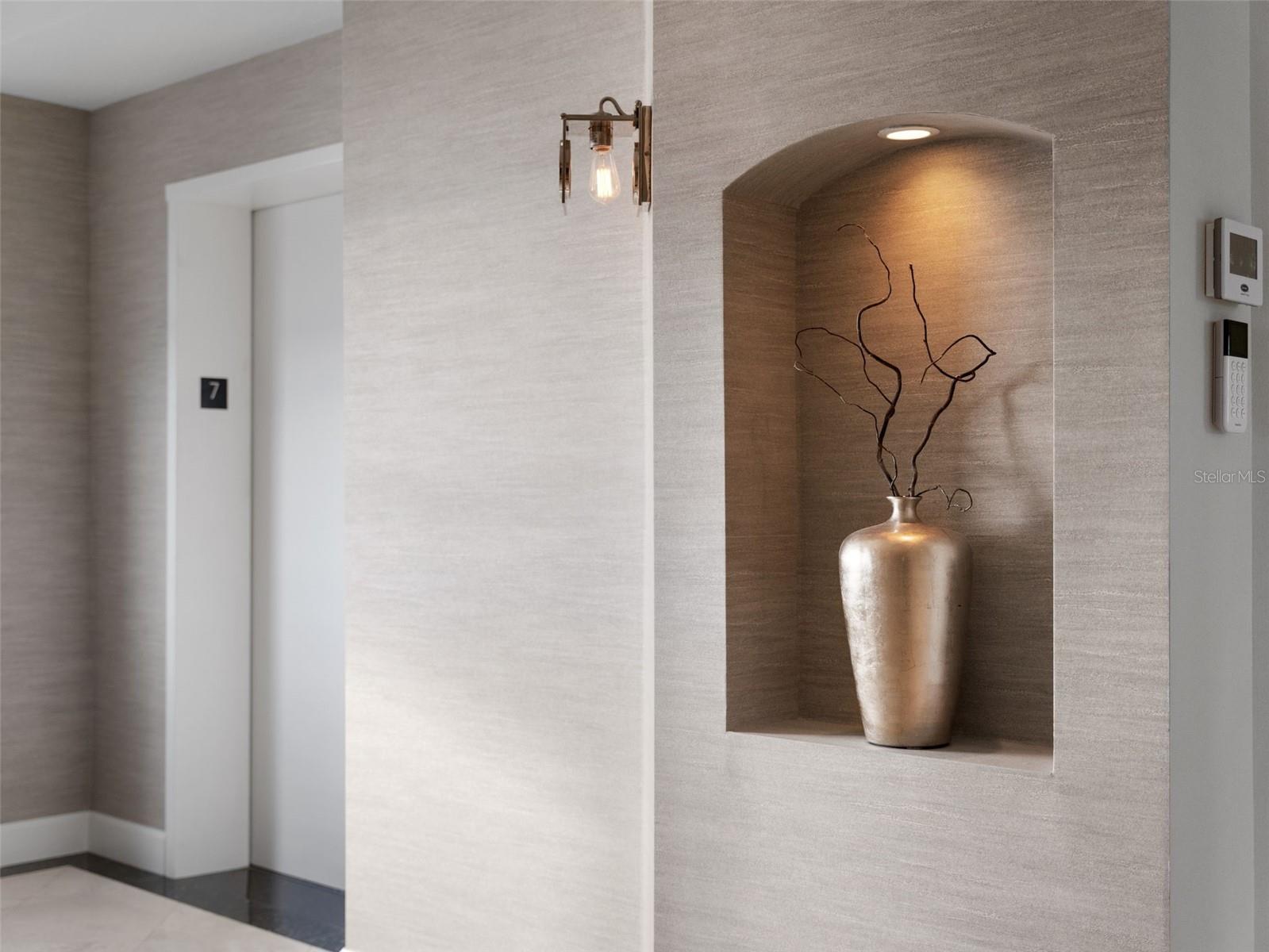 306 GOLDEN GATE PT #7, SARASOTA, FL, 34236