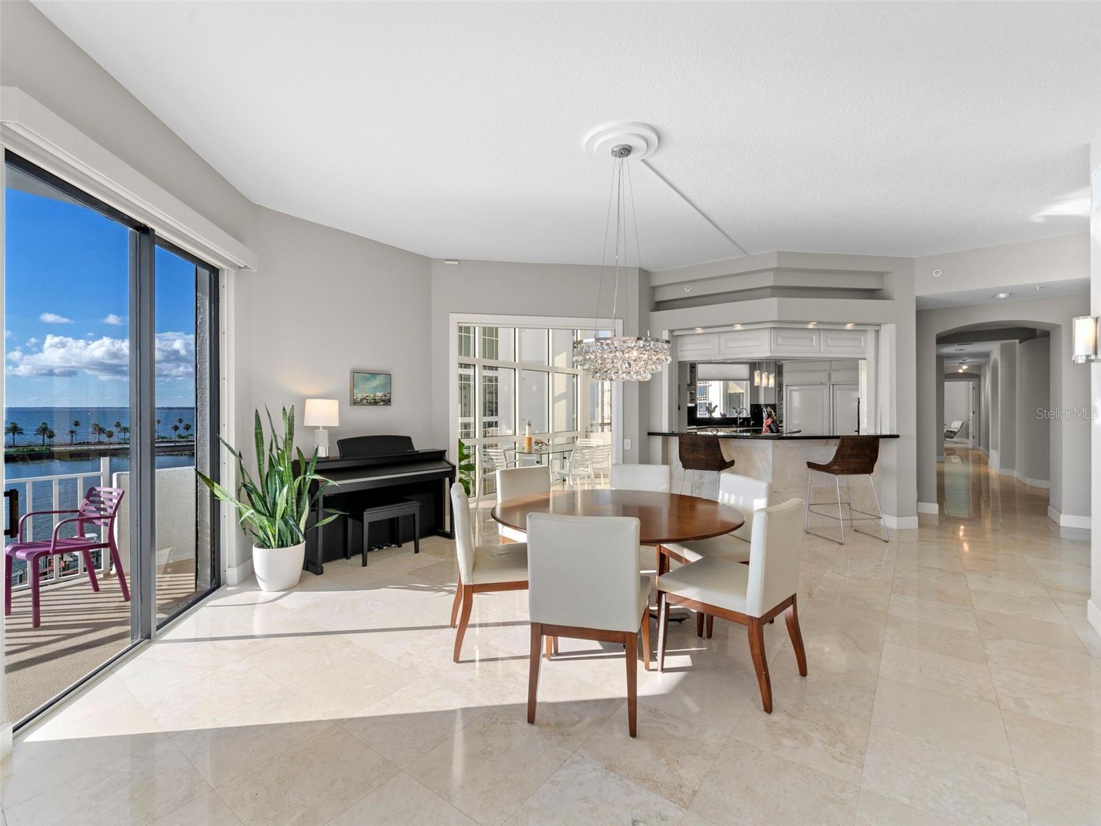 306 GOLDEN GATE PT #7, SARASOTA, FL, 34236