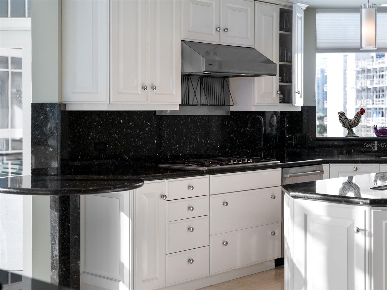 306 GOLDEN GATE PT #7, SARASOTA, FL, 34236