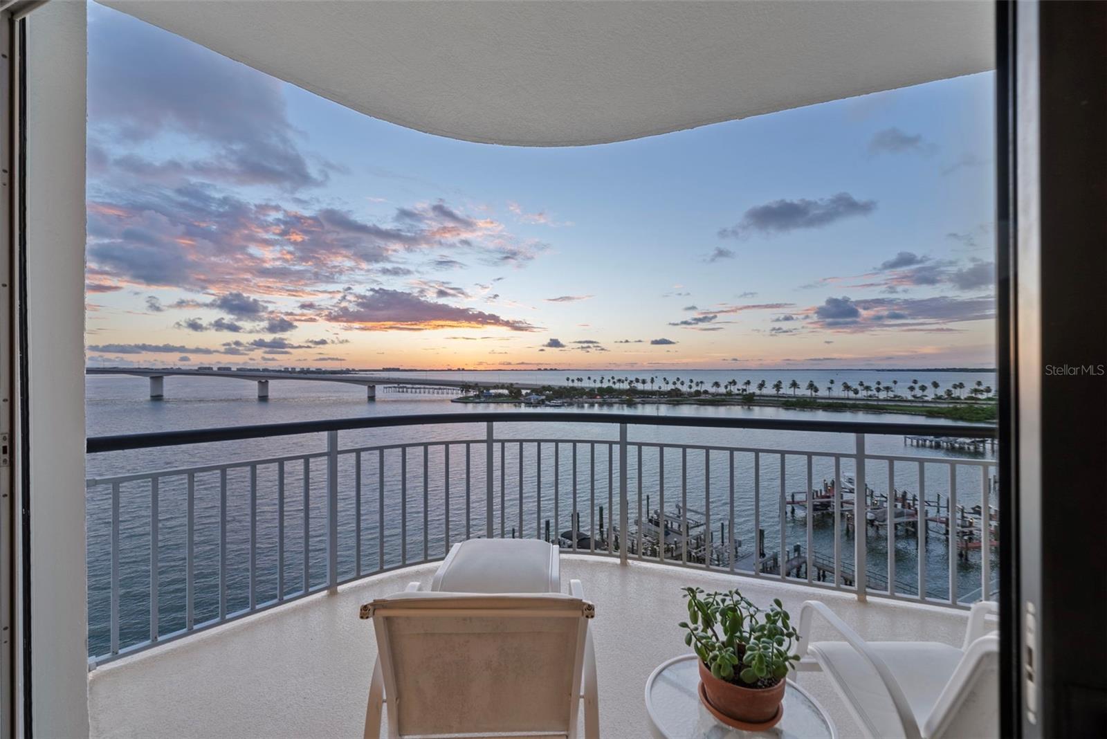 306 GOLDEN GATE PT #7, SARASOTA, FL, 34236
