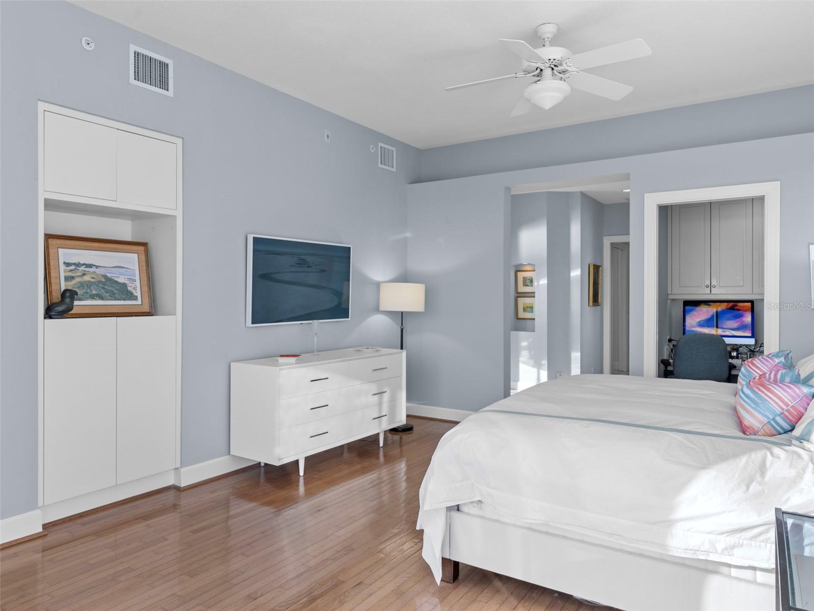 306 GOLDEN GATE PT #7, SARASOTA, FL, 34236
