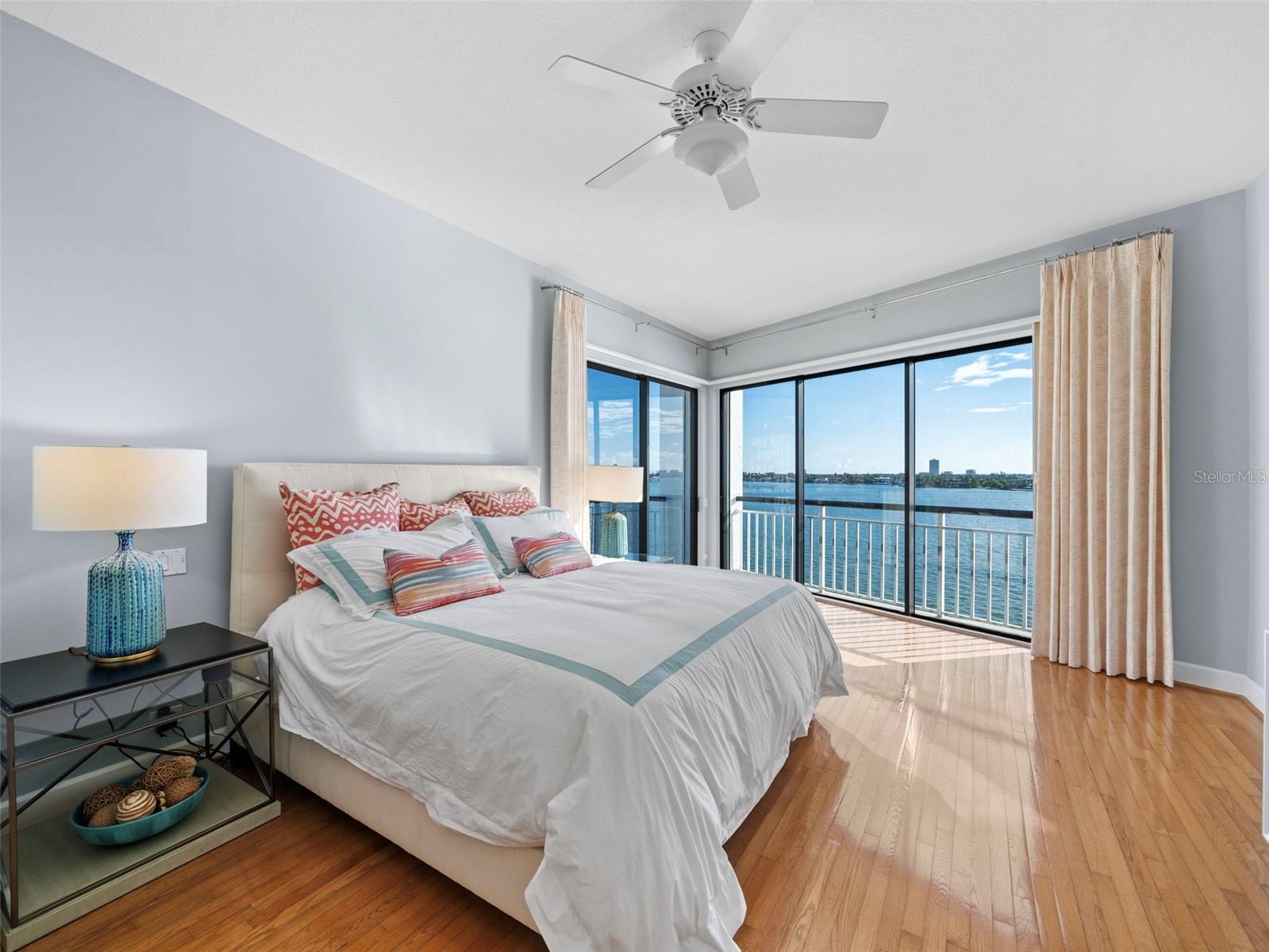 306 GOLDEN GATE PT #7, SARASOTA, FL, 34236