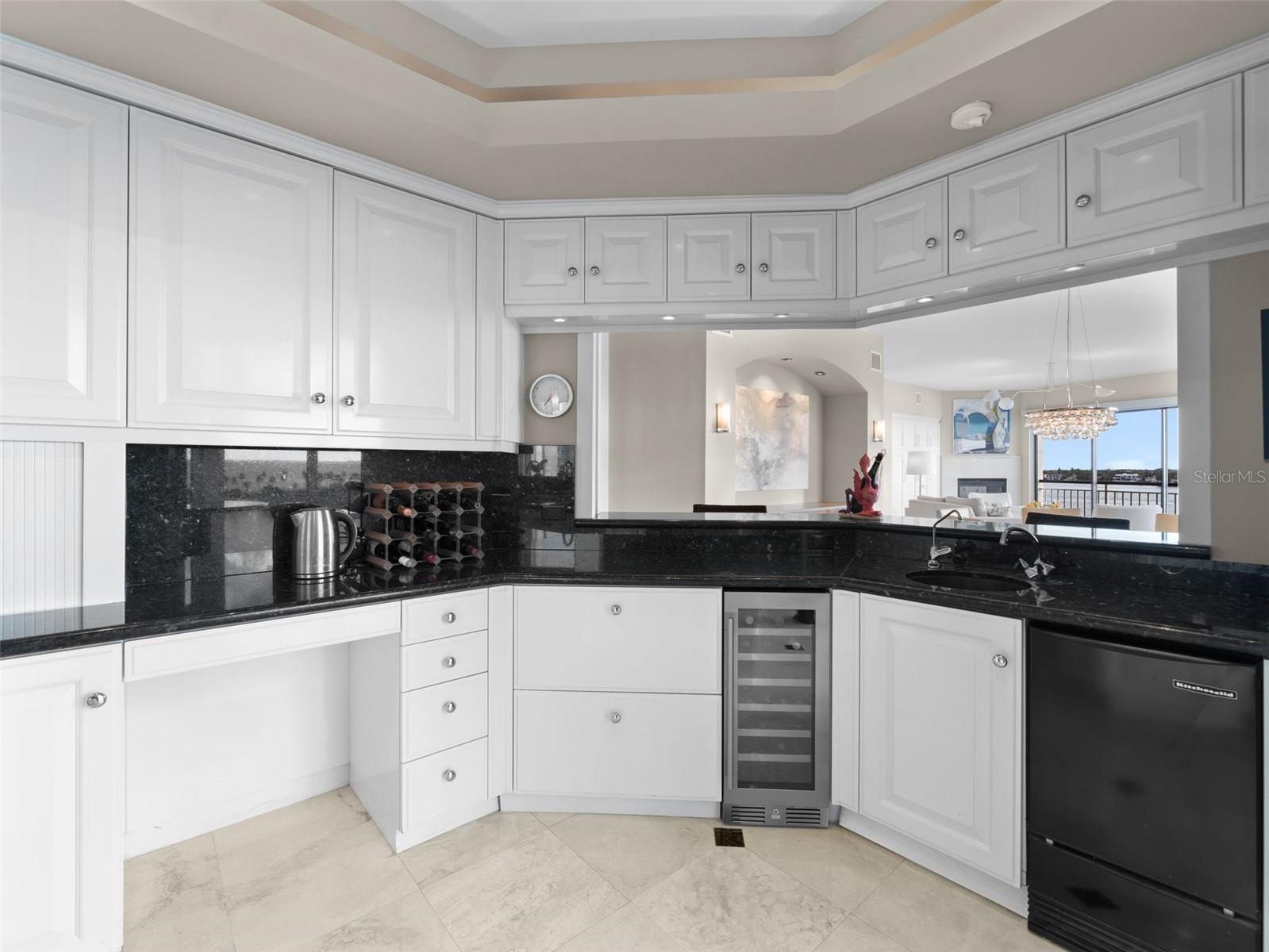 306 GOLDEN GATE PT #7, SARASOTA, FL, 34236