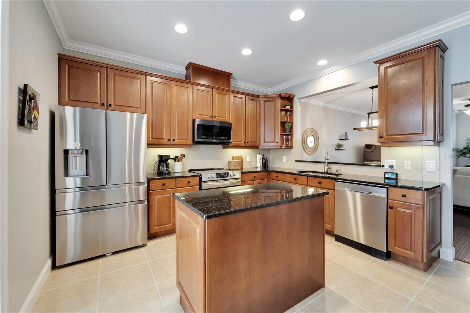 114 ABERDEEN POND DR, APOLLO BEACH, FL, 33572