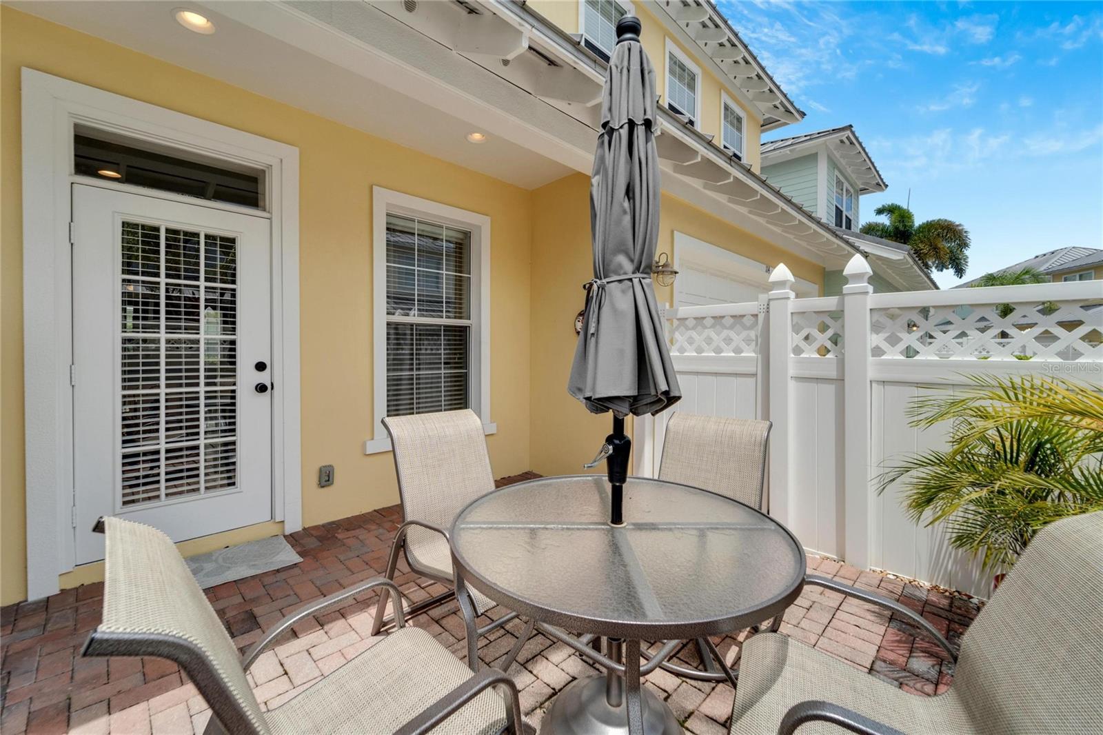 114 ABERDEEN POND DR, APOLLO BEACH, FL, 33572