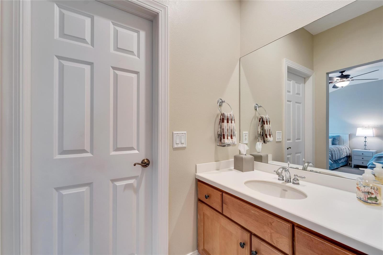 114 ABERDEEN POND DR, APOLLO BEACH, FL, 33572
