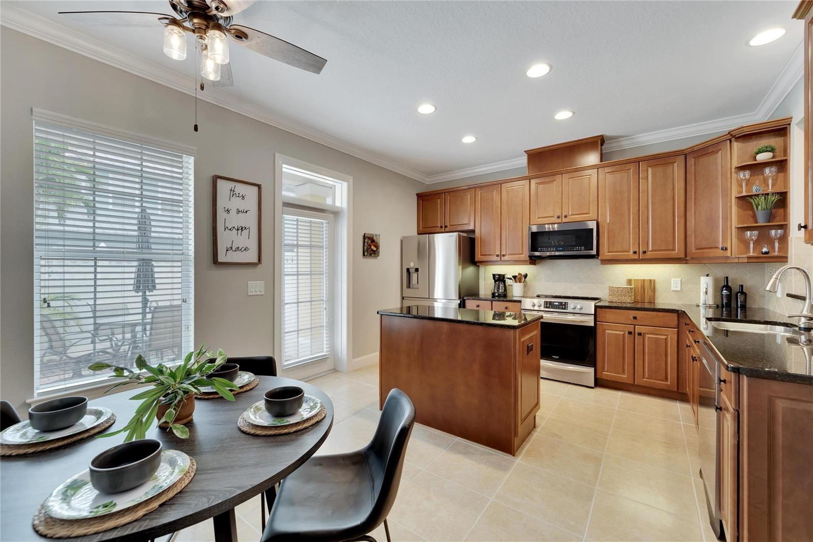 114 ABERDEEN POND DR, APOLLO BEACH, FL, 33572