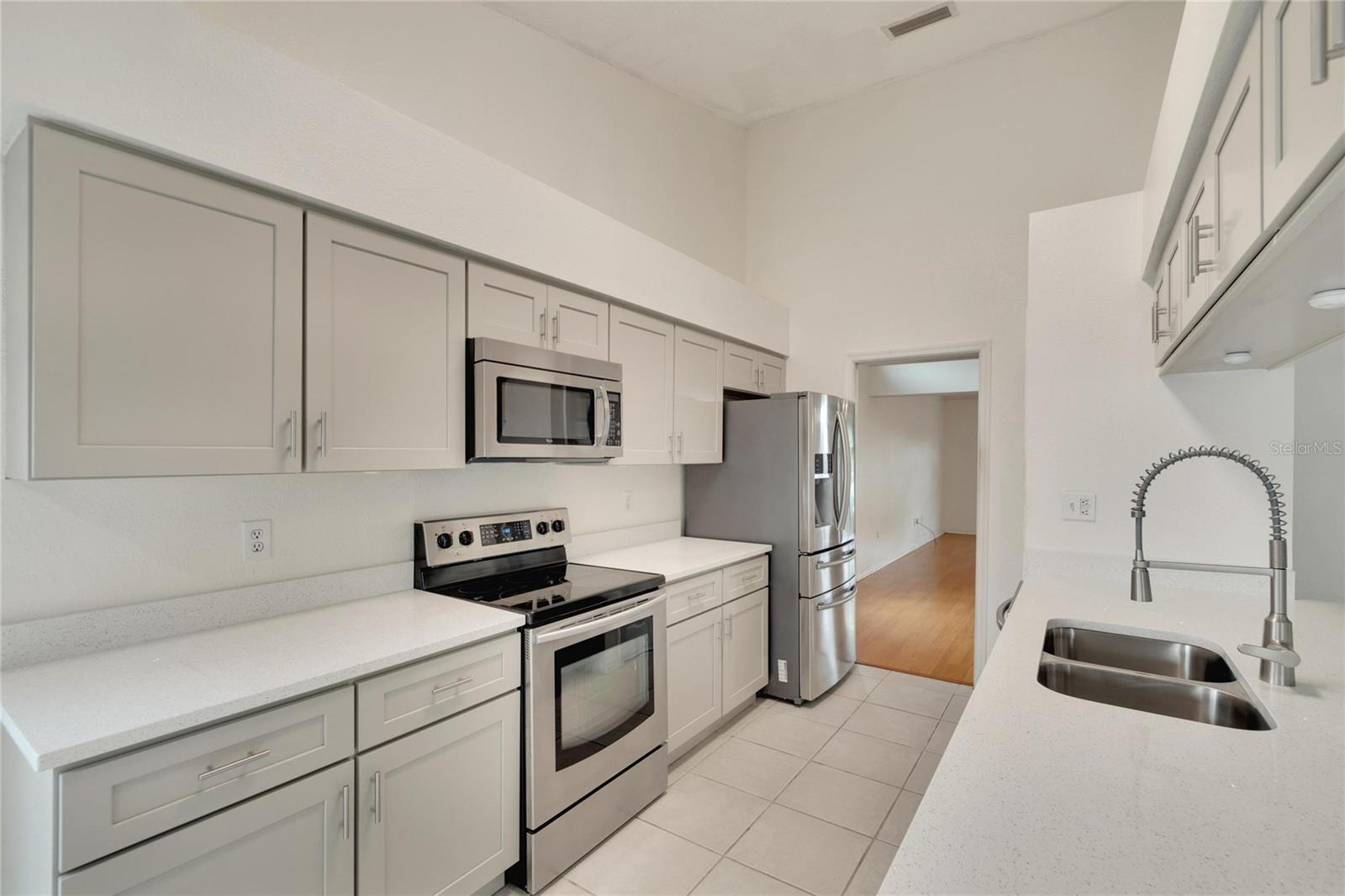 13027 PRESTWICK DR, RIVERVIEW, FL, 33579