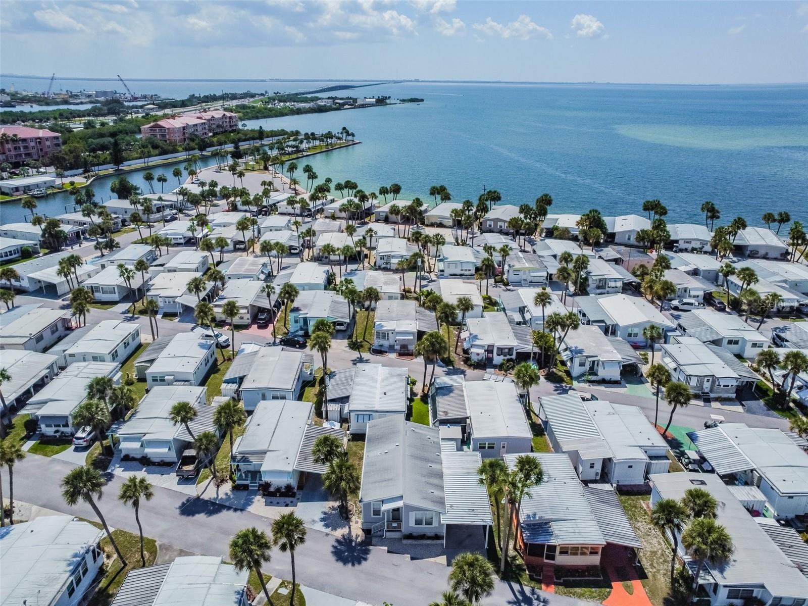 4851 W GANDY BLVD #B4 L12, TAMPA, FL, 33611