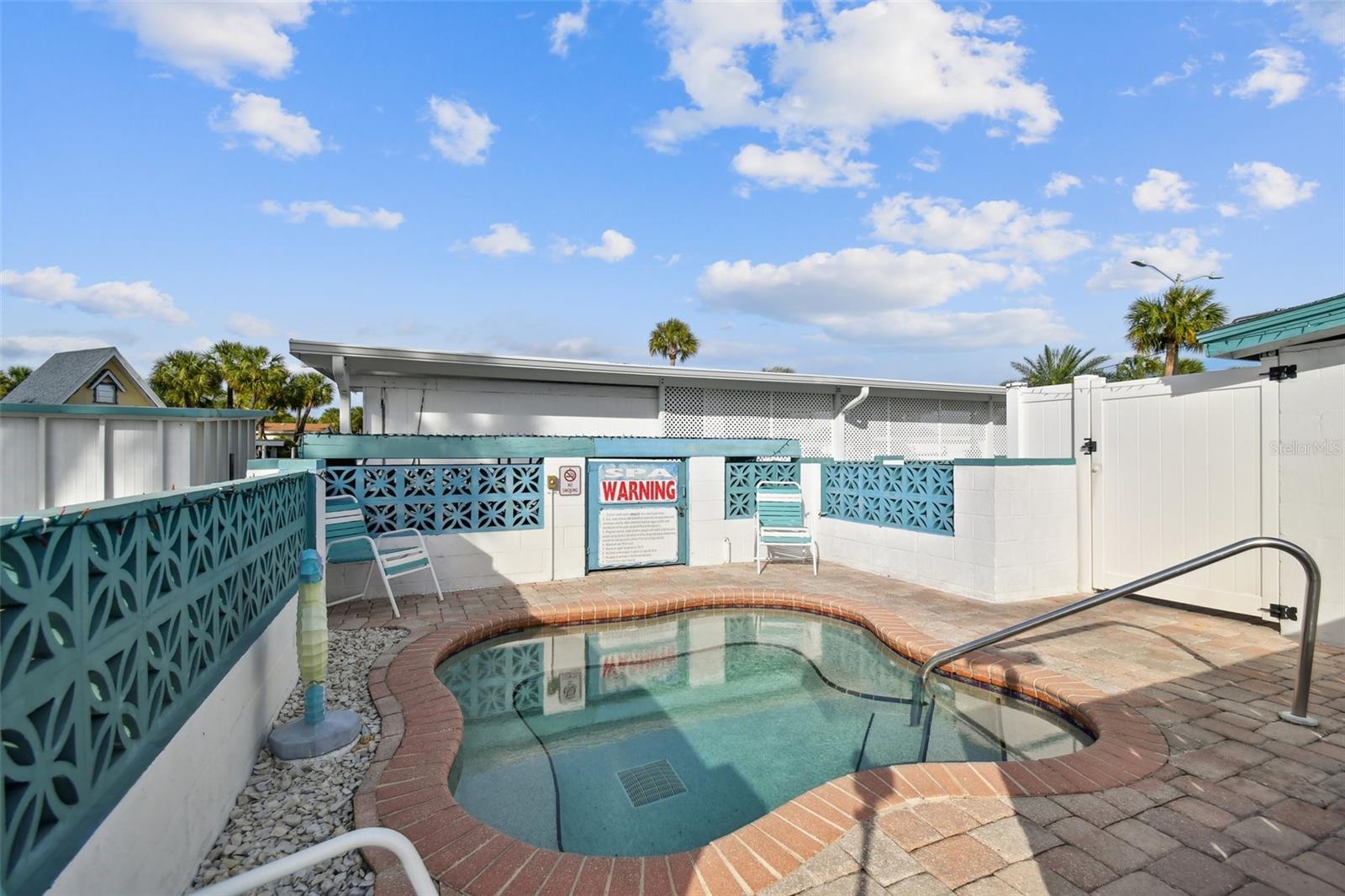 4851 W GANDY BLVD #B4 L12, TAMPA, FL, 33611