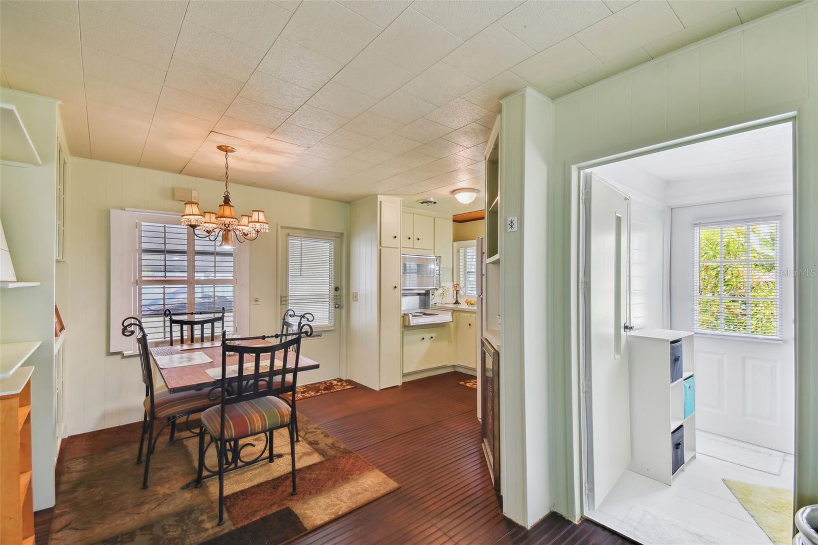 4851 W GANDY BLVD #B4 L12, TAMPA, FL, 33611