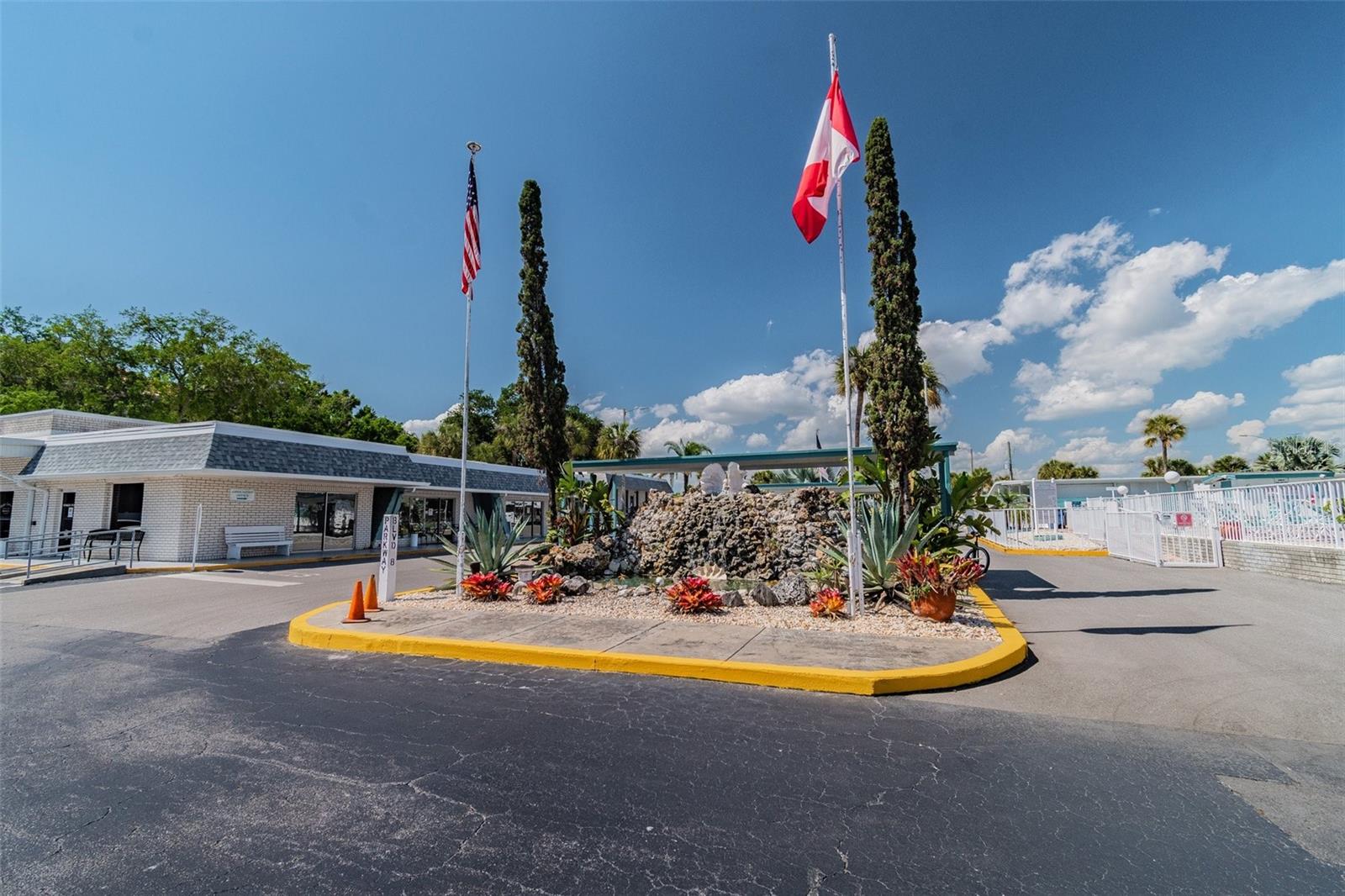 4851 W GANDY BLVD #B4 L12, TAMPA, FL, 33611
