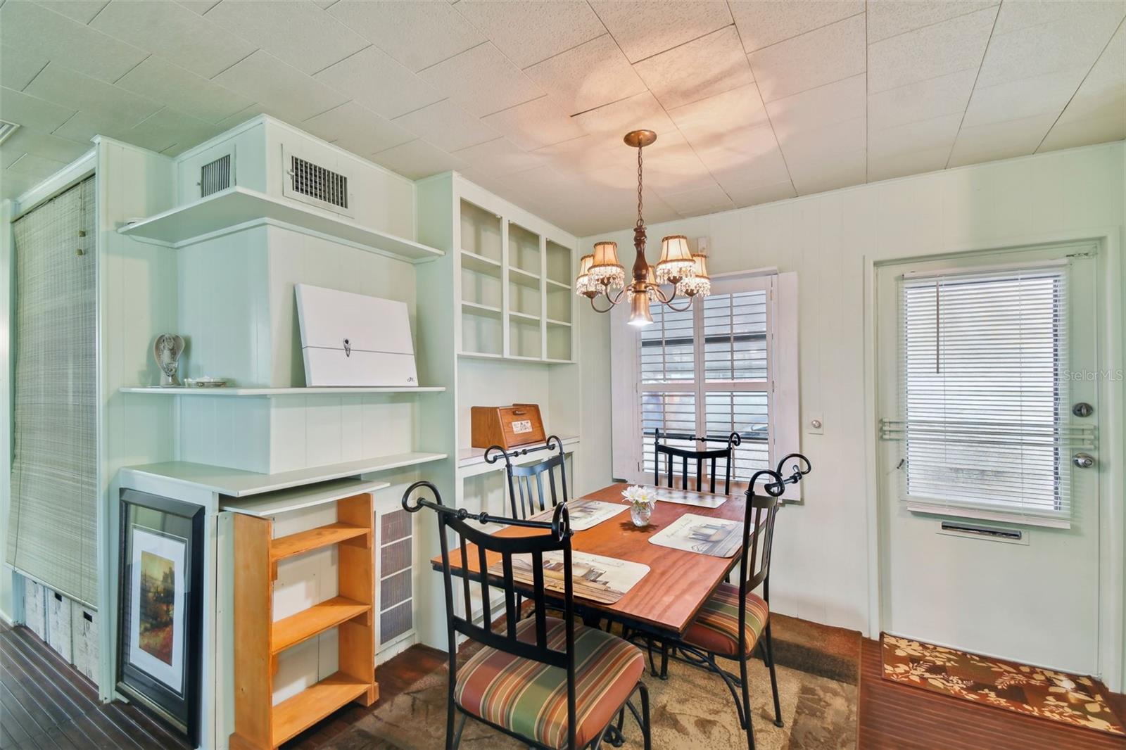 4851 W GANDY BLVD #B4 L12, TAMPA, FL, 33611