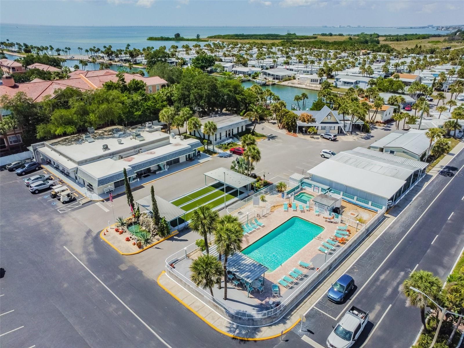 4851 W GANDY BLVD #B4 L12, TAMPA, FL, 33611