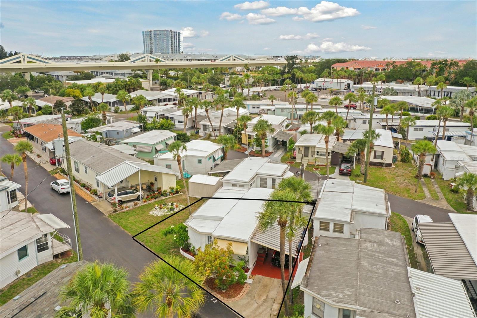 4851 W GANDY BLVD #B4 L12, TAMPA, FL, 33611
