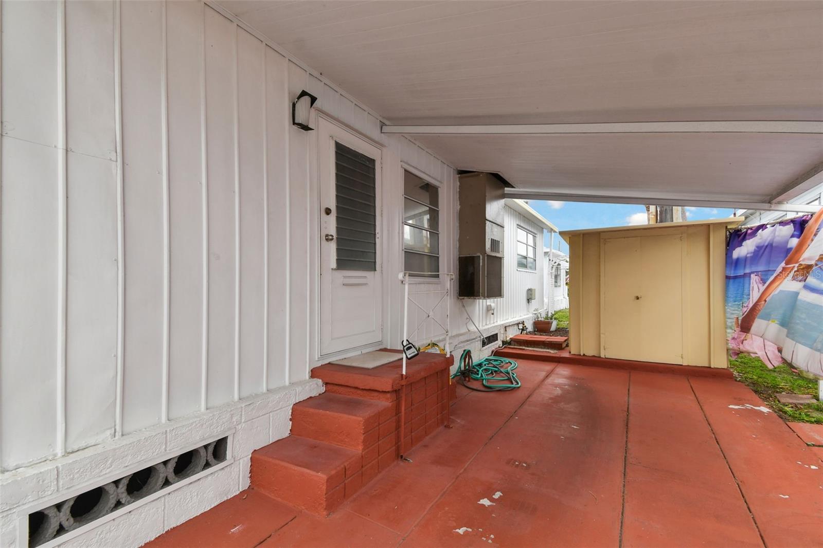 4851 W GANDY BLVD #B4 L12, TAMPA, FL, 33611