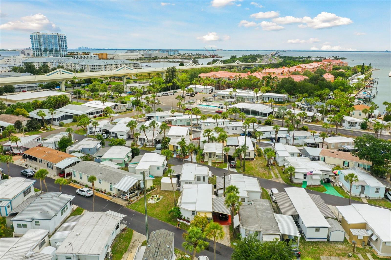 4851 W GANDY BLVD #B4 L12, TAMPA, FL, 33611