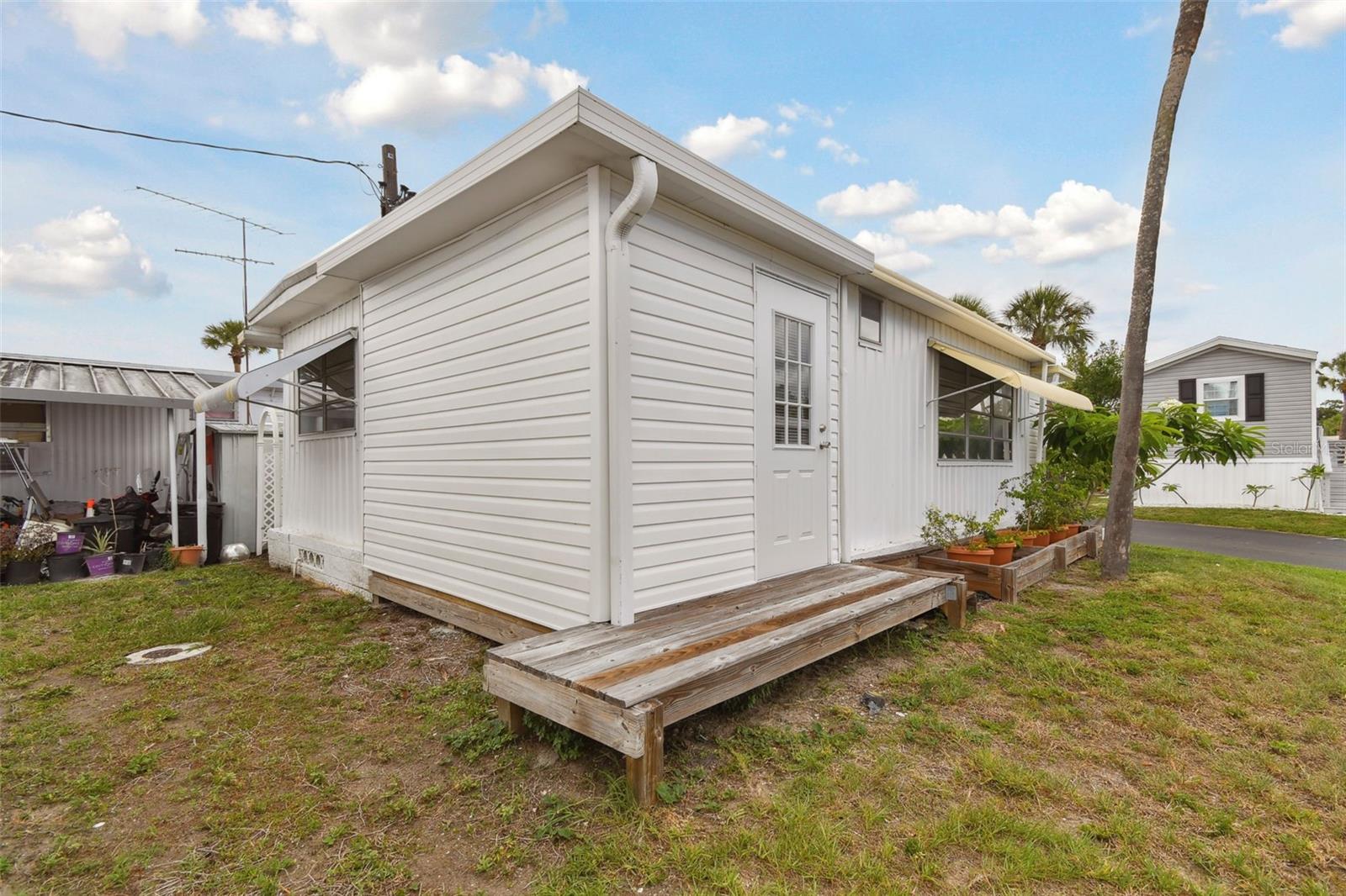 4851 W GANDY BLVD #B4 L12, TAMPA, FL, 33611