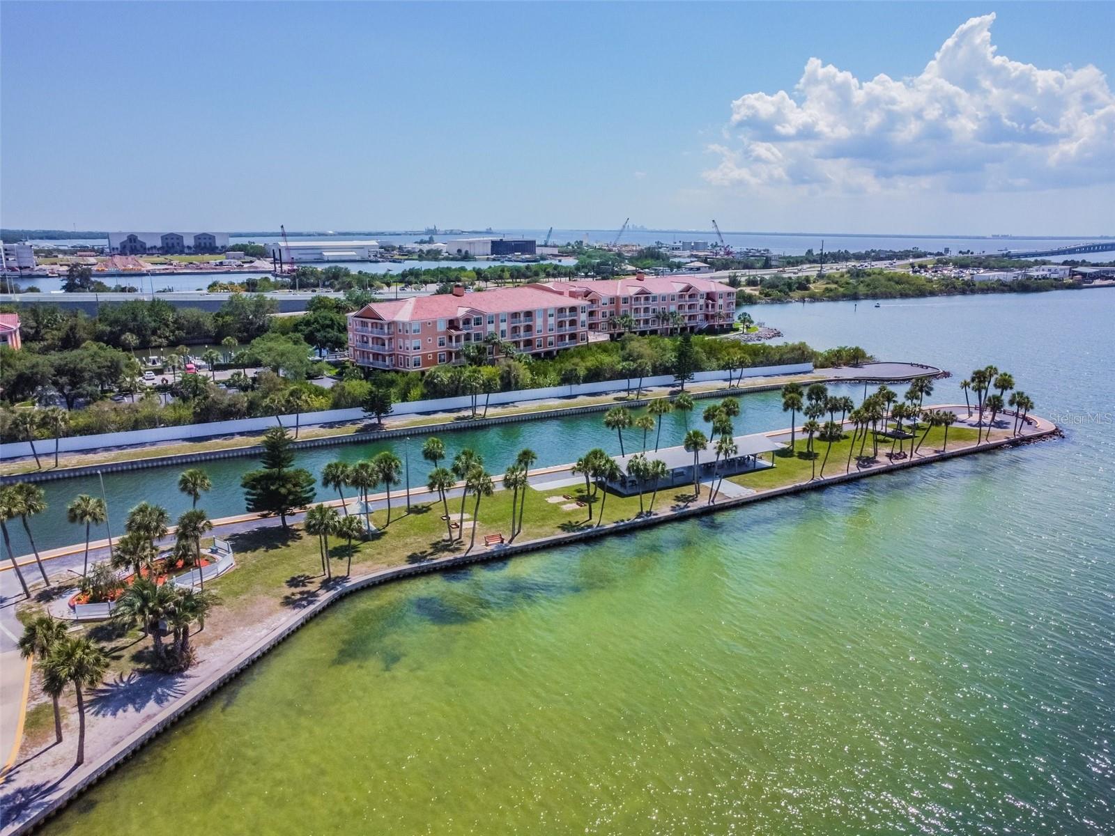 4851 W GANDY BLVD #B4 L12, TAMPA, FL, 33611