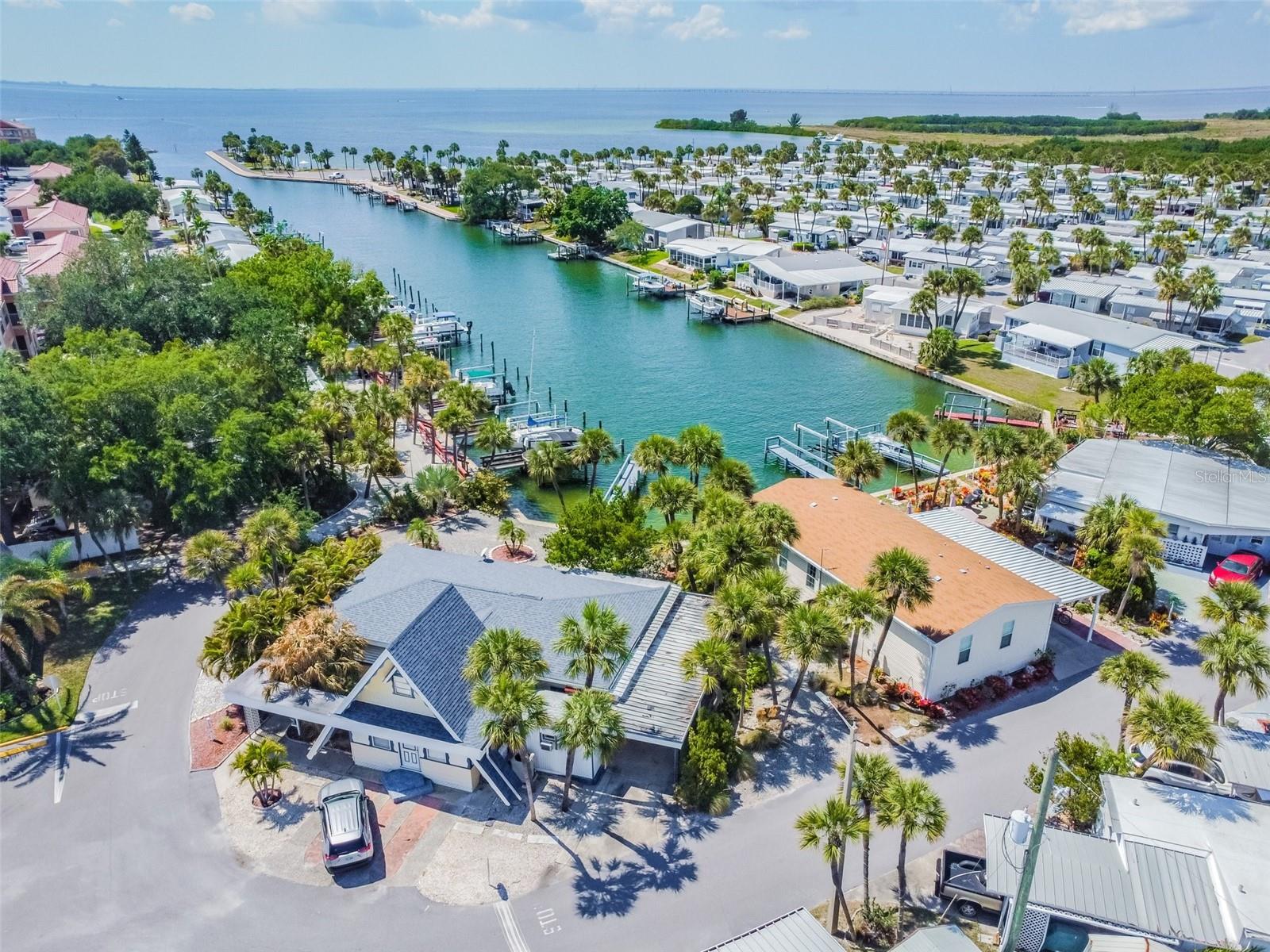 4851 W GANDY BLVD #B4 L12, TAMPA, FL, 33611
