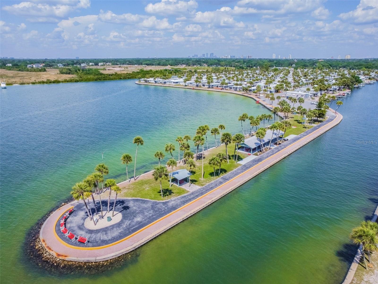 4851 W GANDY BLVD #B4 L12, TAMPA, FL, 33611