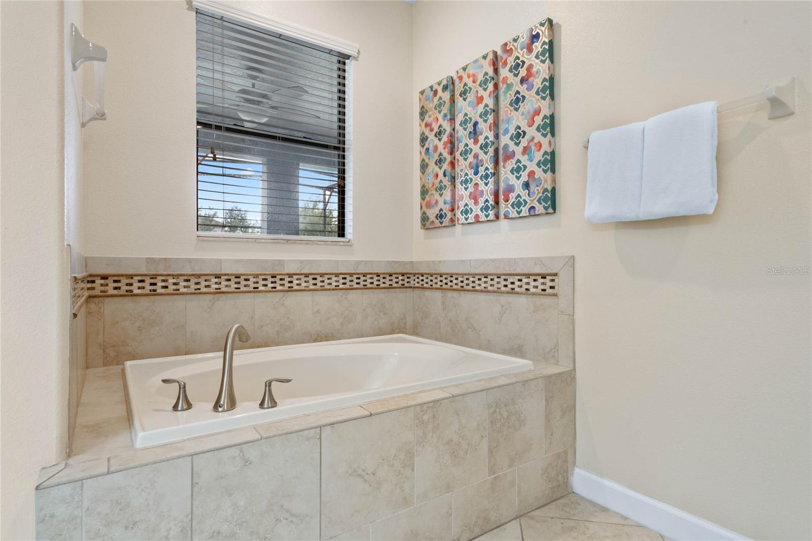 1470 ROLLING FAIRWAY DR, DAVENPORT, FL, 33896