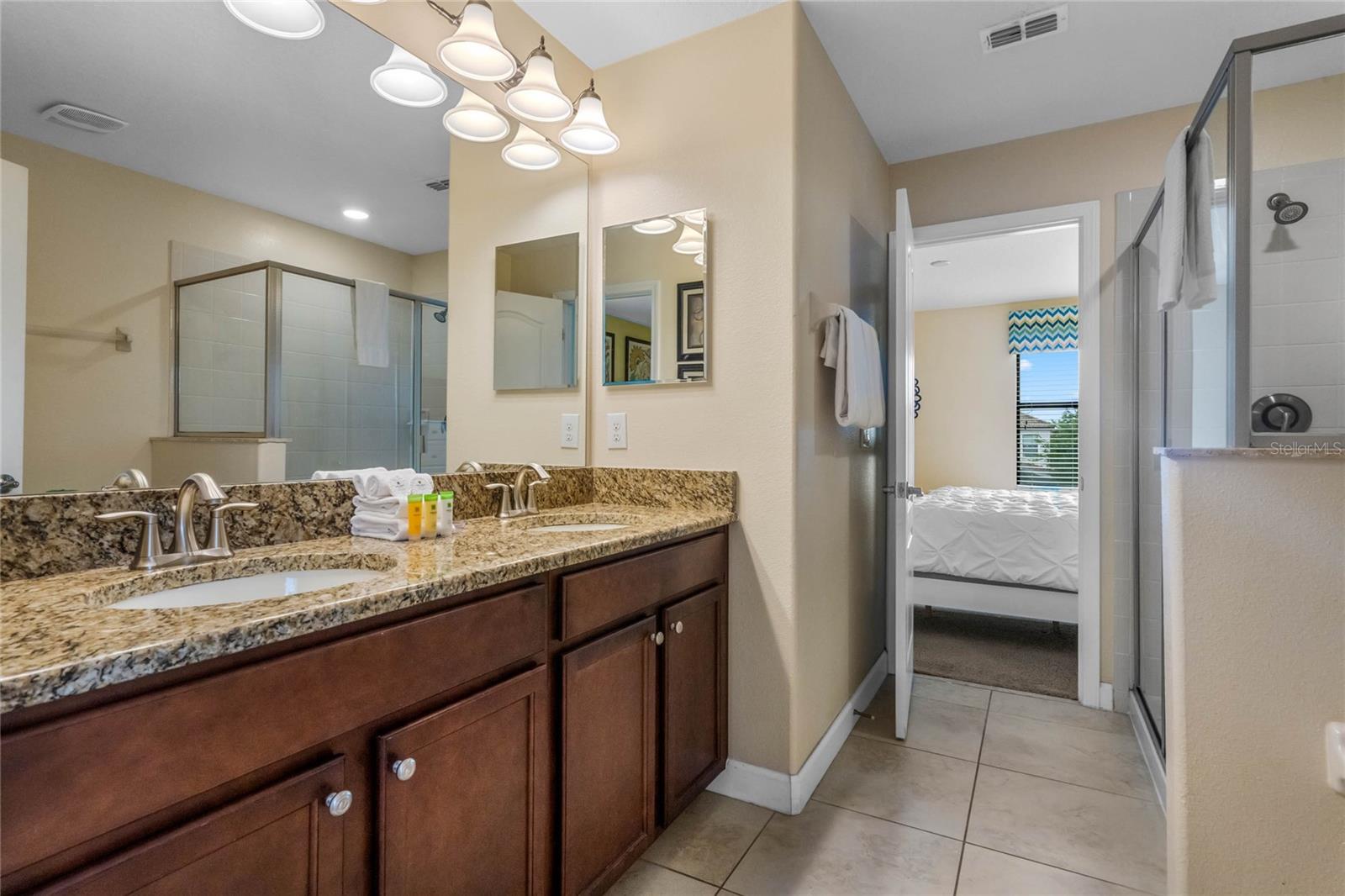 1470 ROLLING FAIRWAY DR, DAVENPORT, FL, 33896