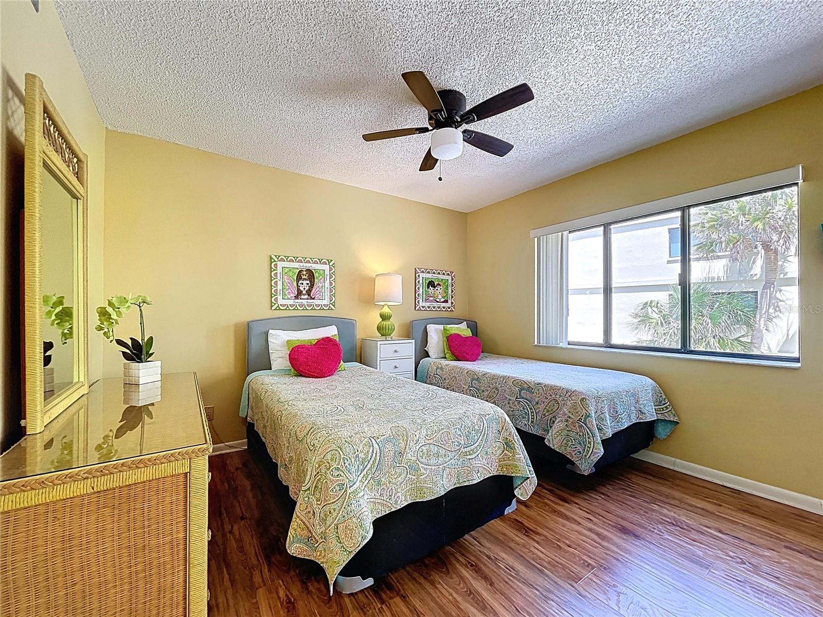 7532 BAYSHORE DR #205, TREASURE ISLAND, FL, 33706