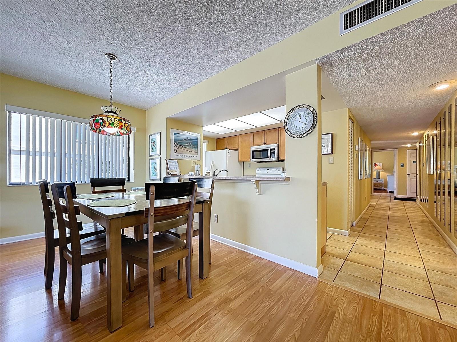 7532 BAYSHORE DR #205, TREASURE ISLAND, FL, 33706