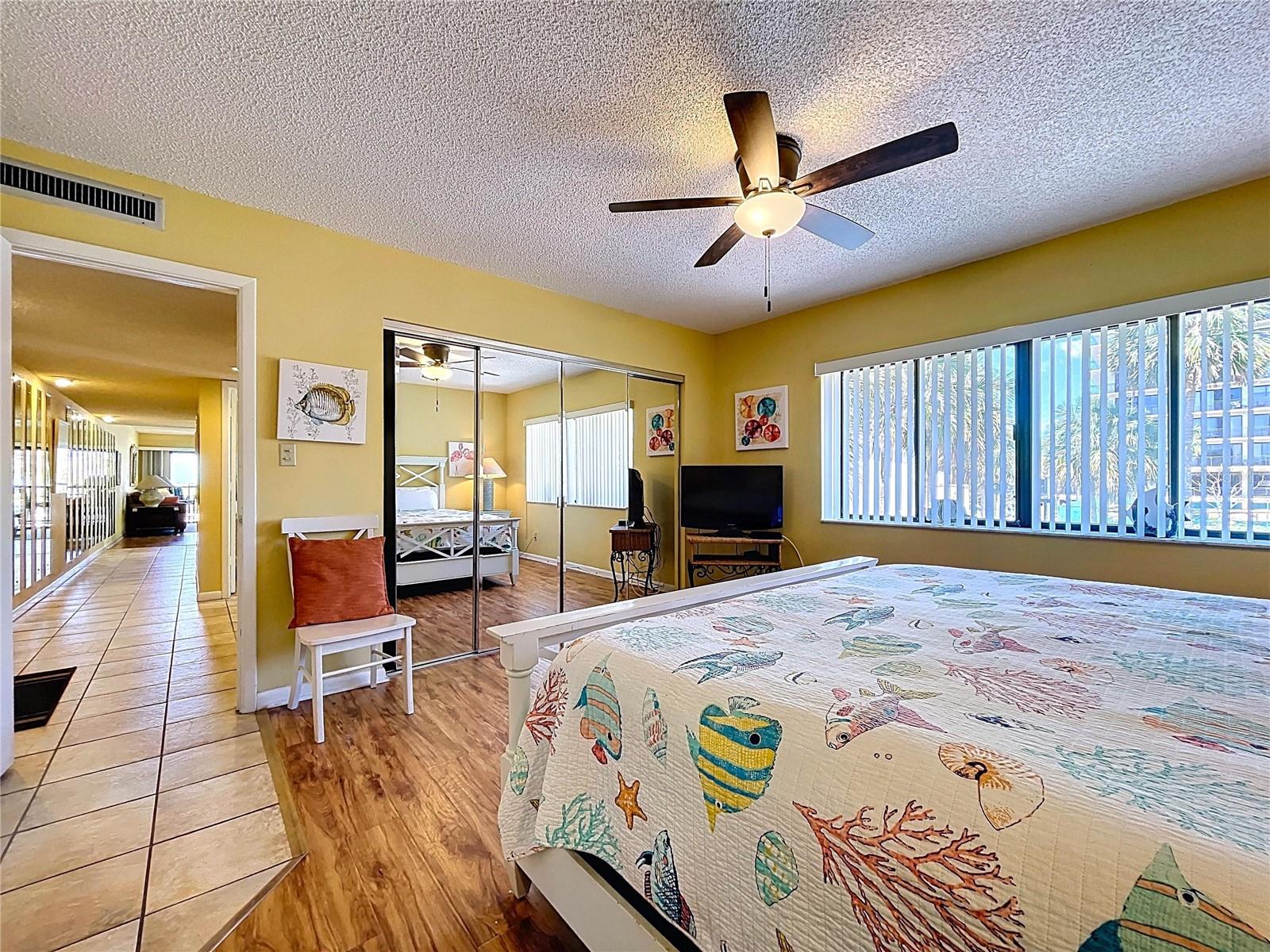 7532 BAYSHORE DR #205, TREASURE ISLAND, FL, 33706