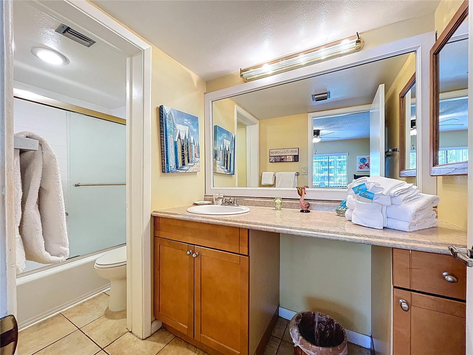 7532 BAYSHORE DR #205, TREASURE ISLAND, FL, 33706