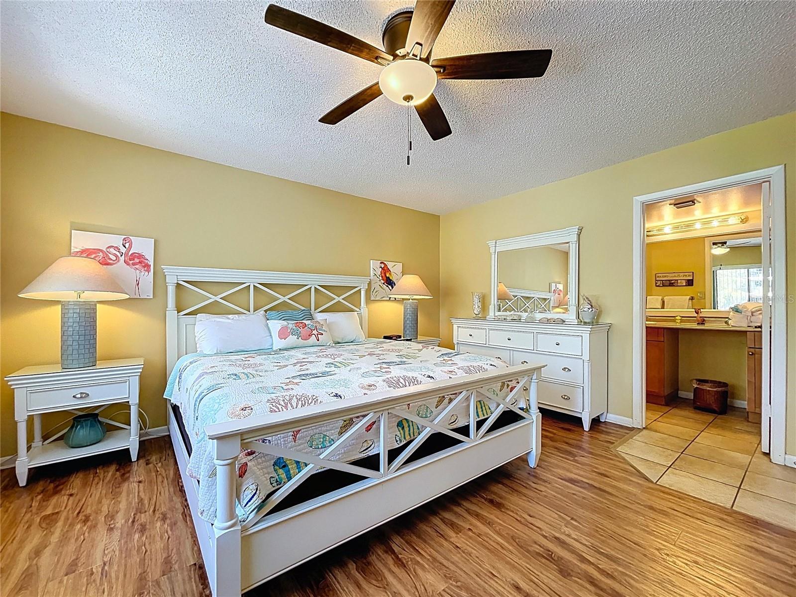 7532 BAYSHORE DR #205, TREASURE ISLAND, FL, 33706