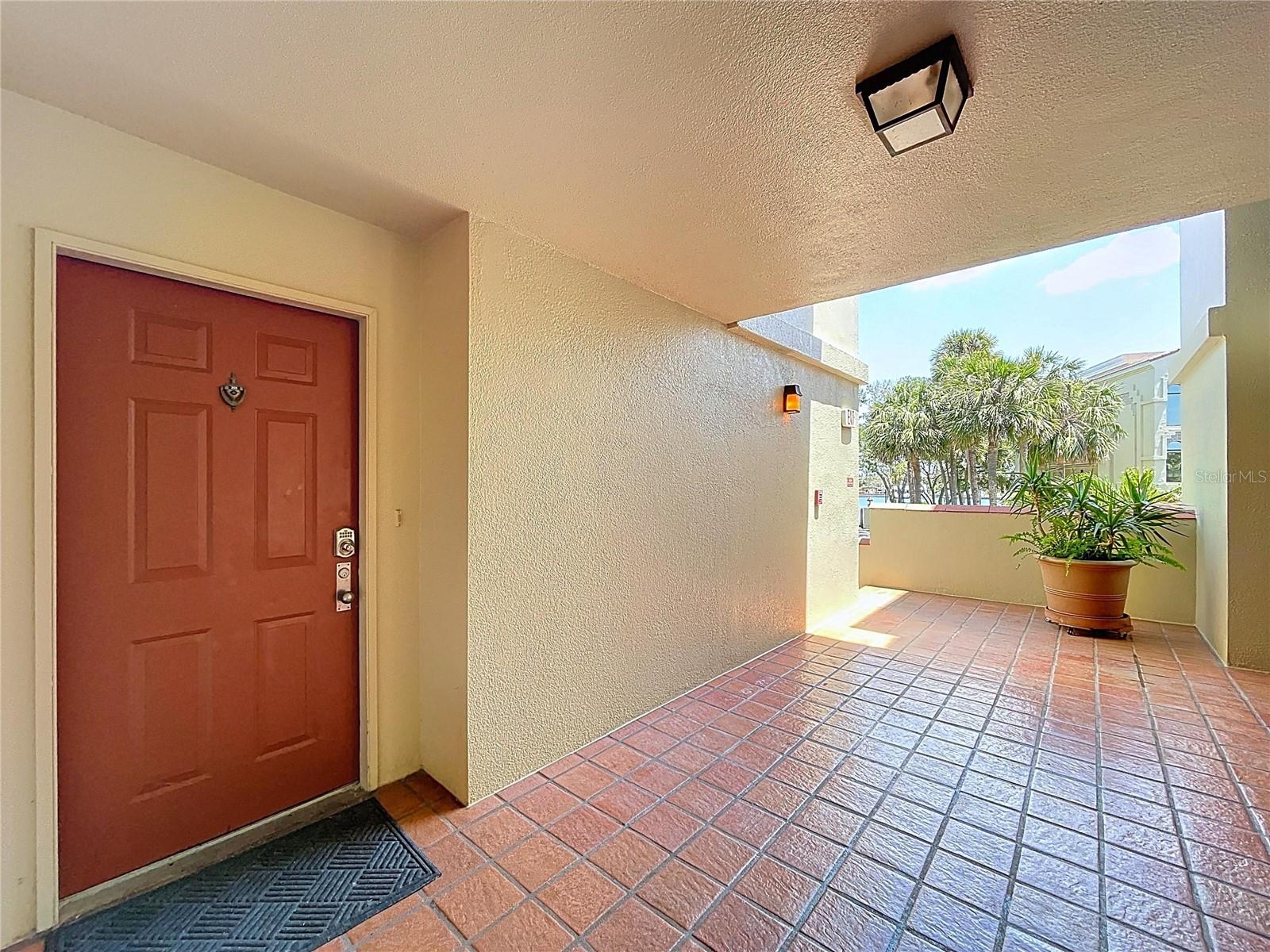 7532 BAYSHORE DR #205, TREASURE ISLAND, FL, 33706