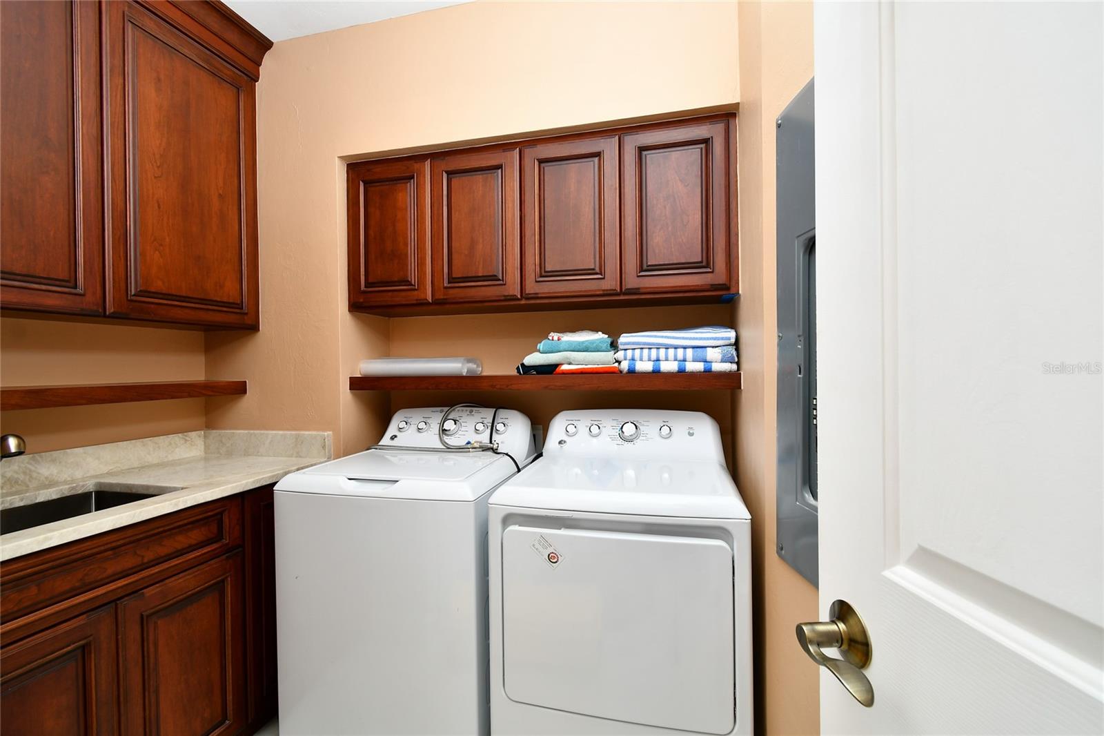 3313 SUNSET KEY CIR #705, PUNTA GORDA, FL, 33955