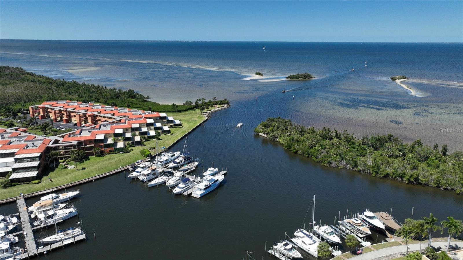3313 SUNSET KEY CIR #705, PUNTA GORDA, FL, 33955
