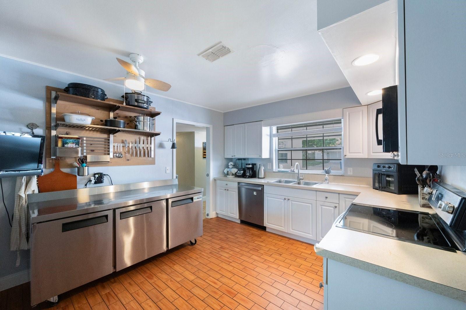 13937 85TH TER N, SEMINOLE, FL, 33776