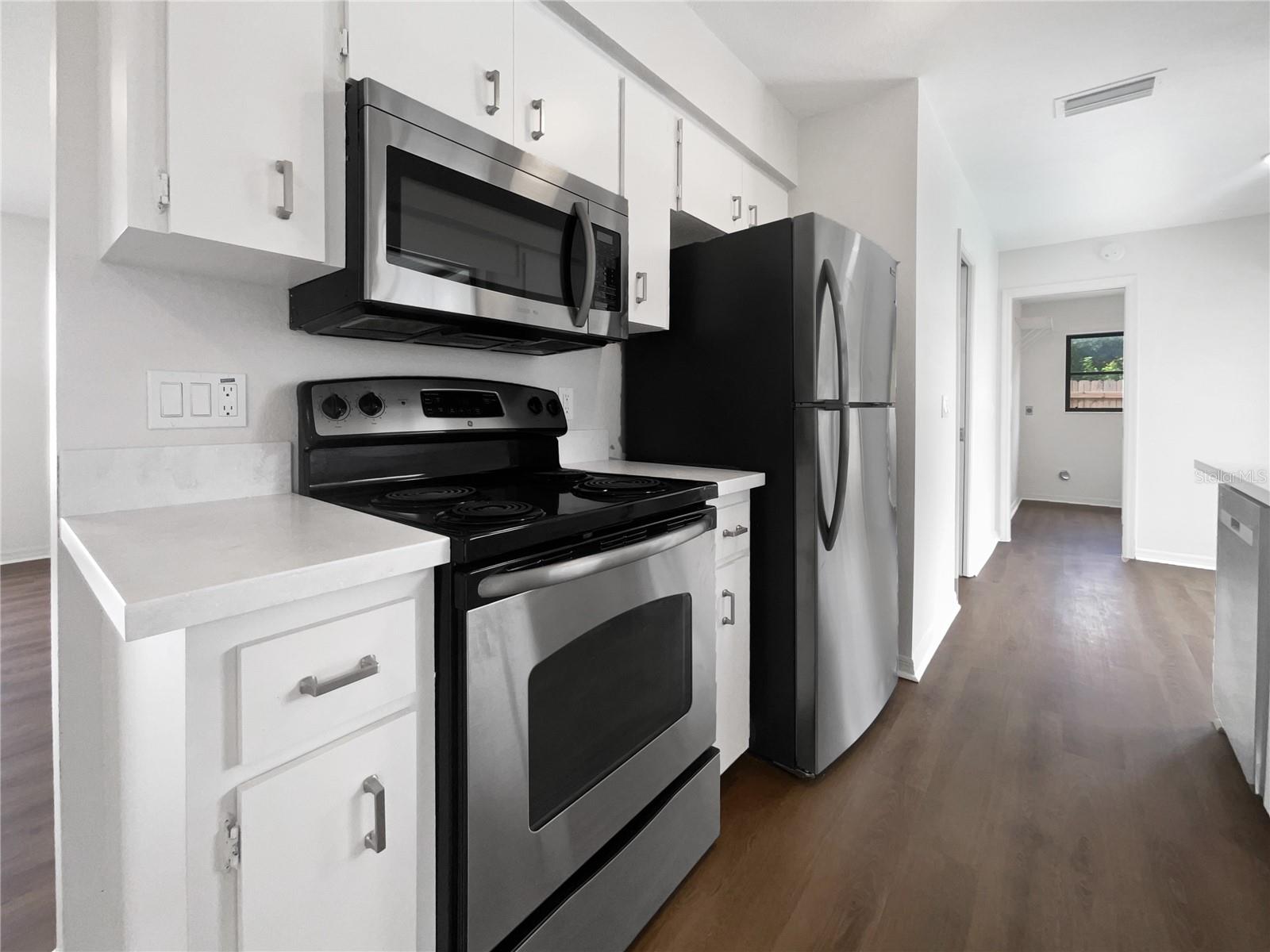 7087 SPINNAKER BLVD, ENGLEWOOD, FL, 34224