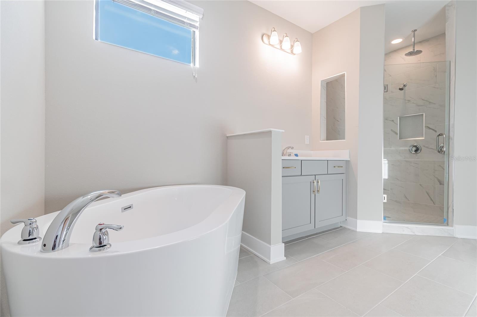 707 W FRIBLEY ST, TAMPA, FL, 33603