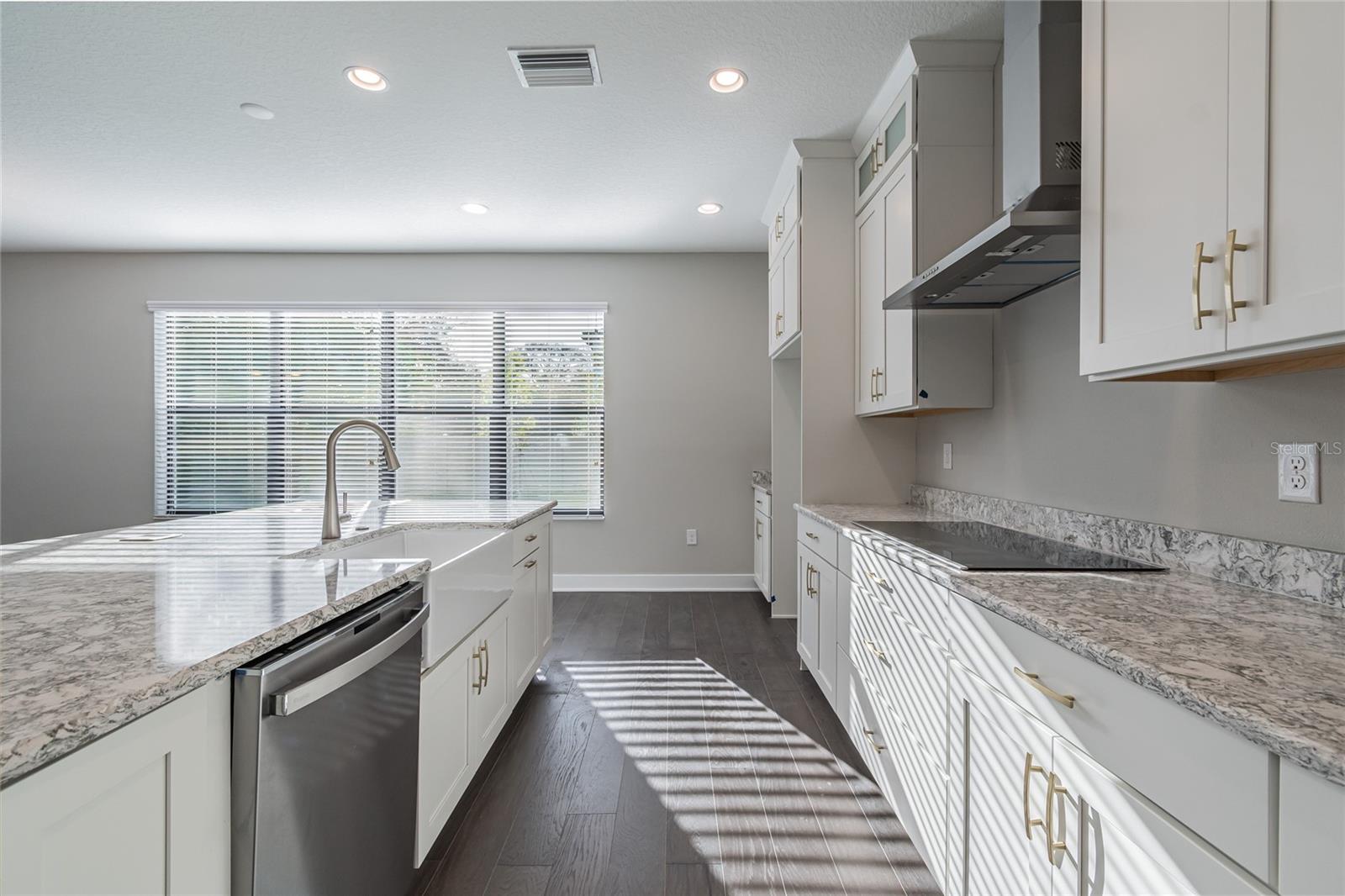 707 W FRIBLEY ST, TAMPA, FL, 33603