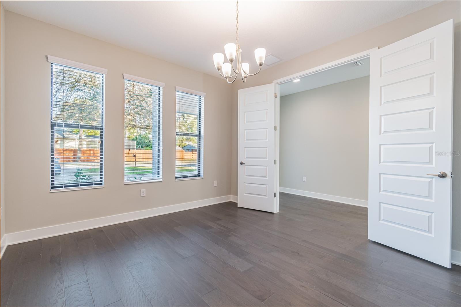 707 W FRIBLEY ST, TAMPA, FL, 33603